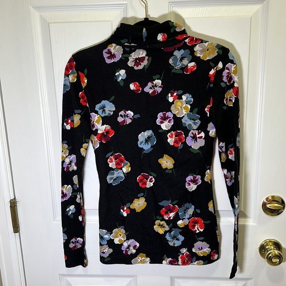 Ann Taylor turtleneck, size extra small - Picture 8 of 10